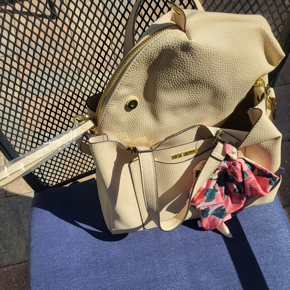 Steve Madden Purse - Picture 5 of 8